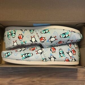 Toms Alpargata Glacier Penguins/ Faux Fur